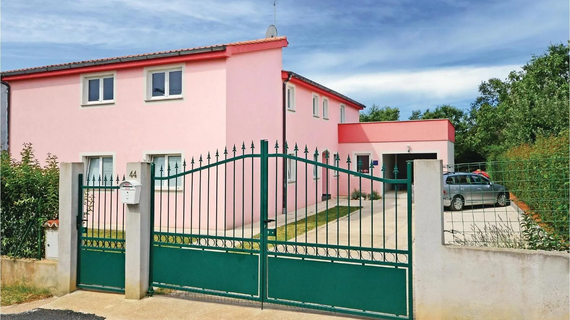 Stunning Home In Porec With Kitchen